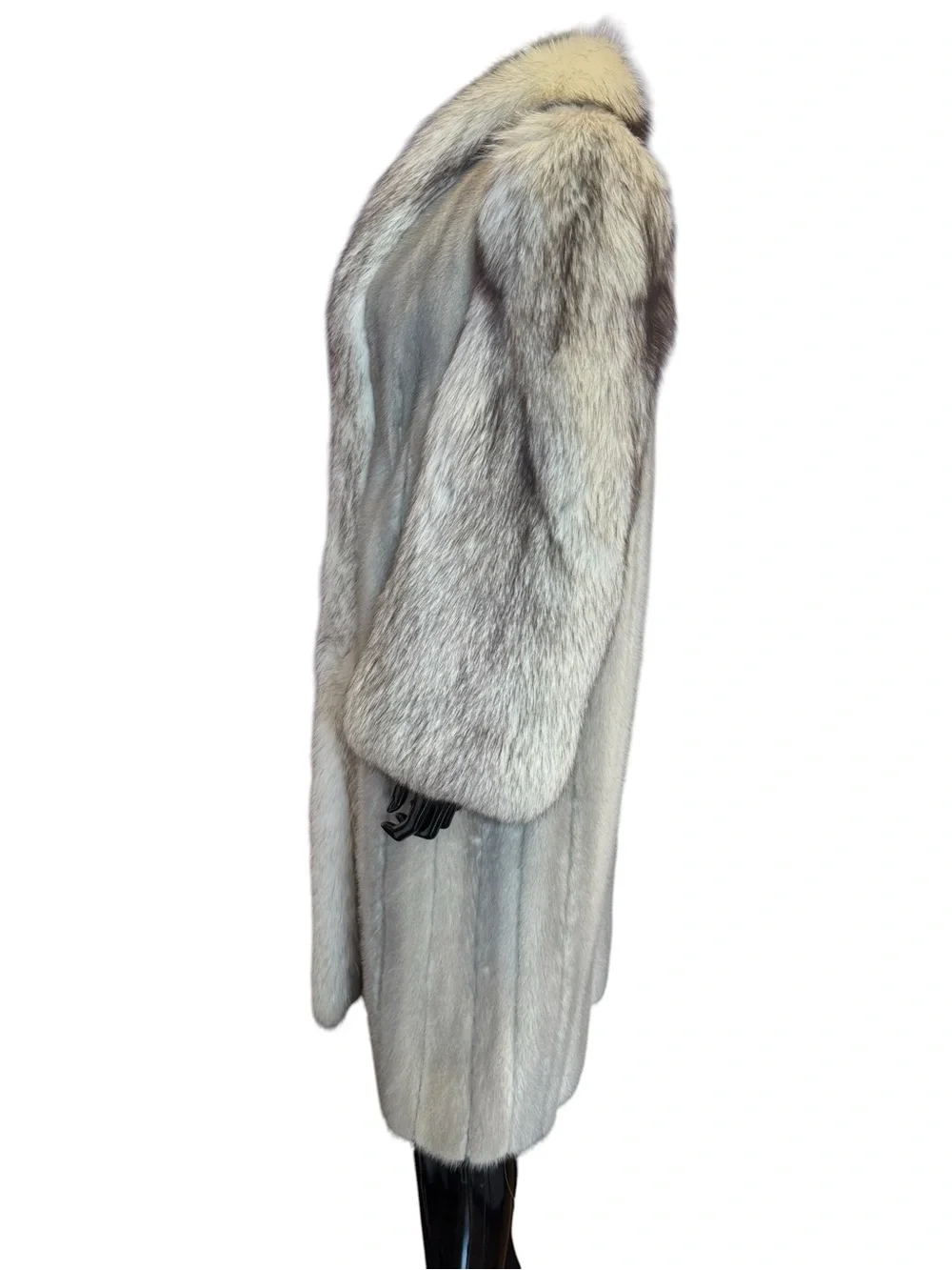 Luxury Women's Long silver sapphire blue fox Fur Coat - Light Gray - Picture 6 of 17